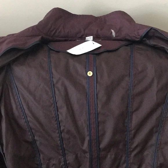 Cole Haan Back Bow Packable Hooded Raincoat - Picture 5 of 8